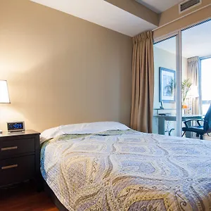 3* Hotel Tosuites - Signatures On Bloor